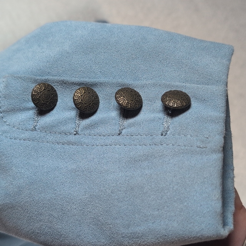 Light Blue Button-Up Jacket - Picture 3 of 9